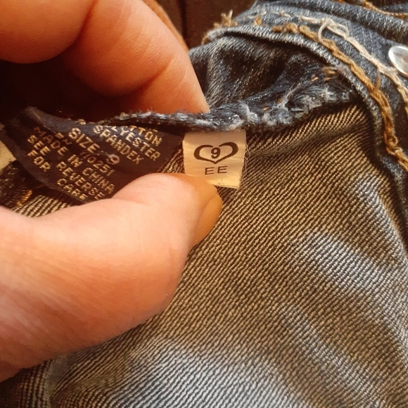 So Sweet Jeans - Picture 6 of 7